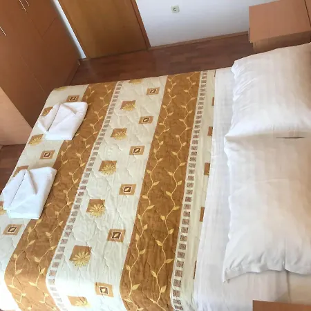 Bed & Breakfast Cosy Sun-splashed Bedroom - Pansion Hajduk Korčula